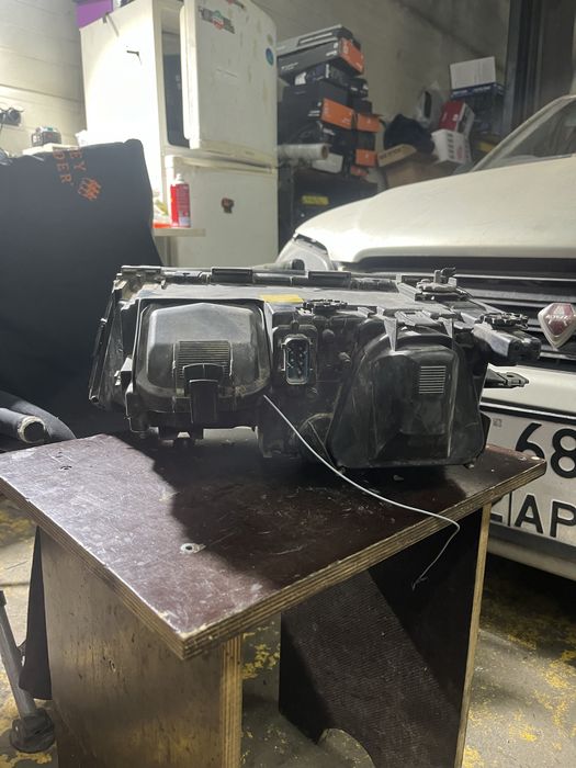 Продам фары на бмв е38