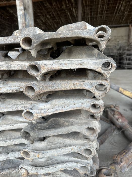 Гусеницы.Башмаки на трактор ДТ-75