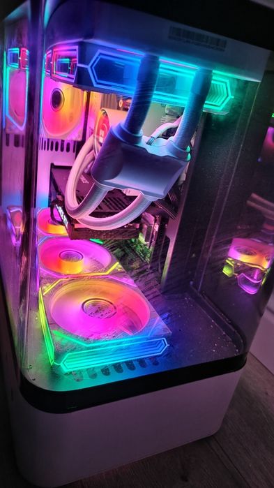 Ryzen 7800X3D + RTX 4060 ti