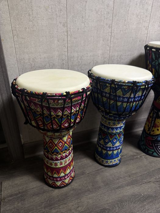 Барабан джембе , подарок , музыкальный инструмент
