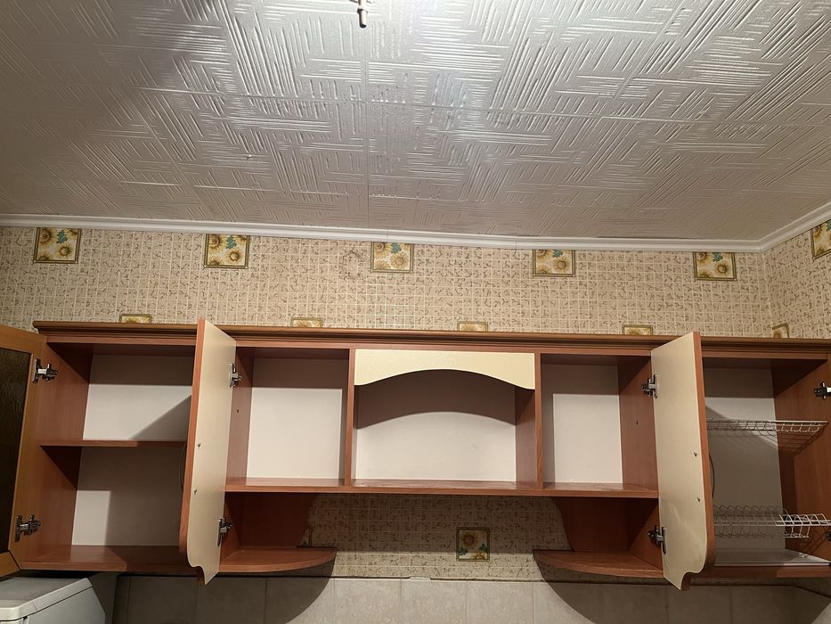 Продаю верхний гарнитур