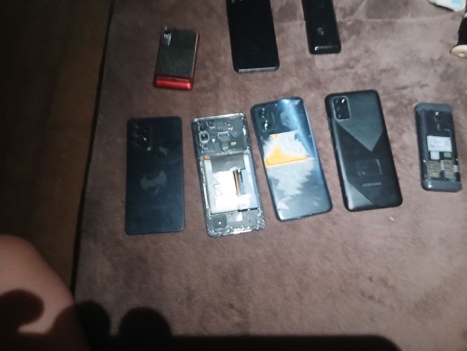 Lot 7 telefone de fecte si functionabile