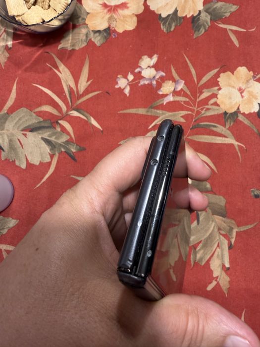 Vand telefon Honor Magic V2