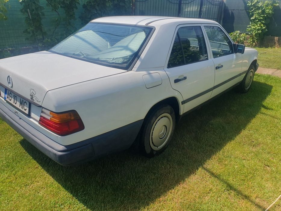 Mercedes w124 2.0  istoric în acte