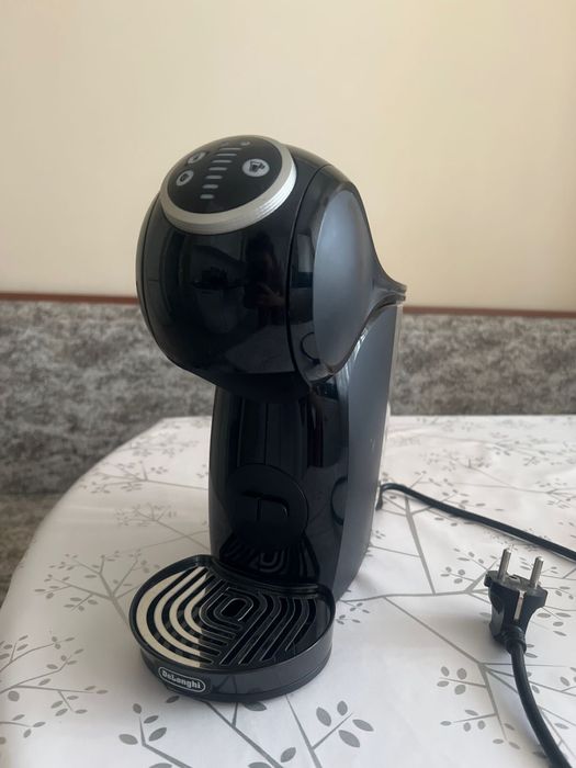 Капсульная кофемашина Nescafe Dolce Gusto De Longhi