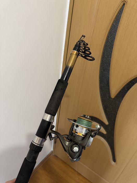 Lansetă telescopică Gipo Pescar 3 m + mulinetă FL CFB5000 cu fir textil – stare foarte bună