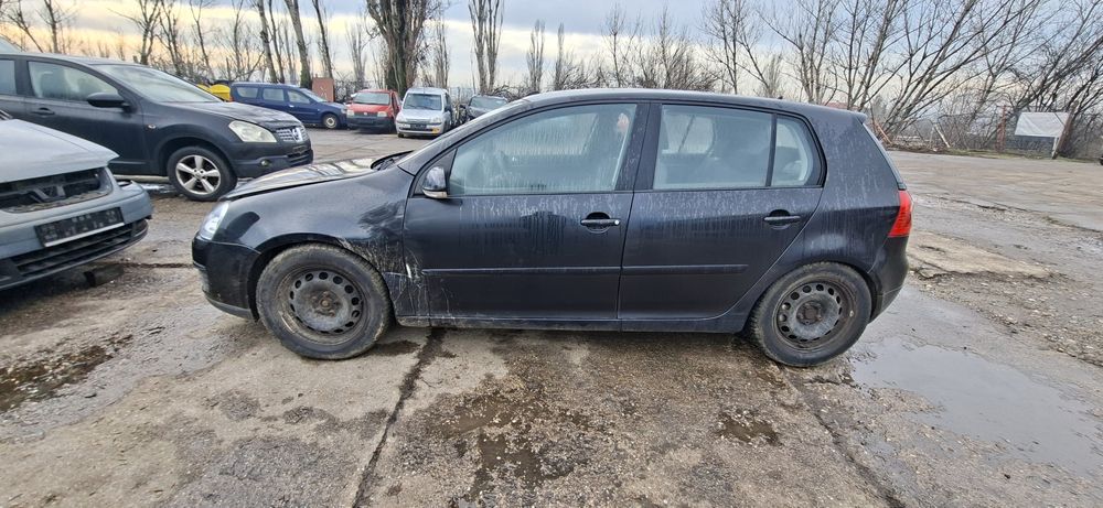 Dezmembrez  Volkswagen Golf 5 1.4 TSI 2007 BLG