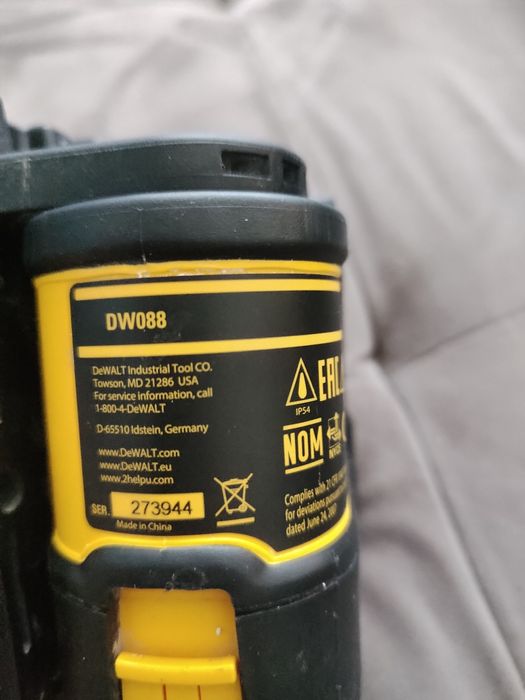 Vând laser Dewalt DW088 !!