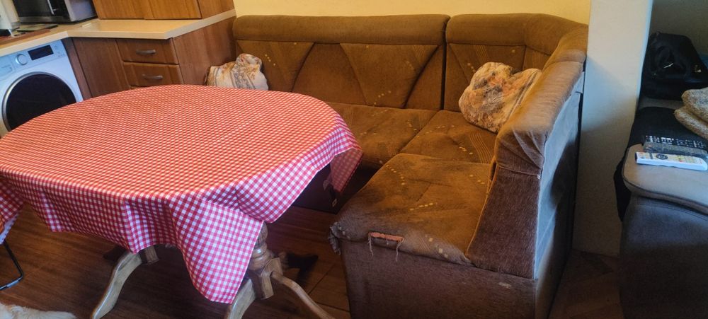 Кухненски ъглов диван