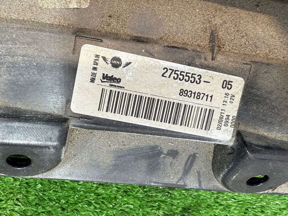 STOP ELERON HAION MINI COOPER CABRIO R57 LCI 1.6 BENZINA 2010 COD OEM 51137168087 275555305 89318711 2006-2013