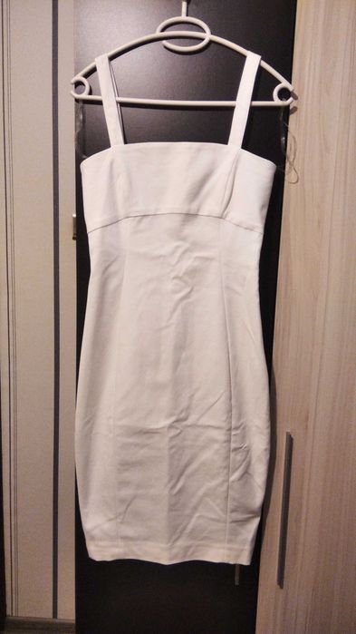 Рокля Guess by Marciano бяла