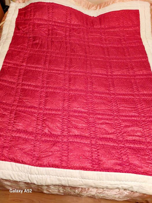 Продавам  нови одеала и завивки