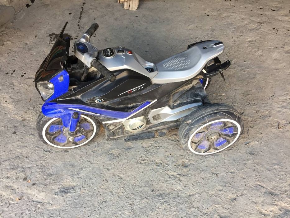 Bolalar uchun matasekil akimilatiri otirib qolgan kop ishlamagan