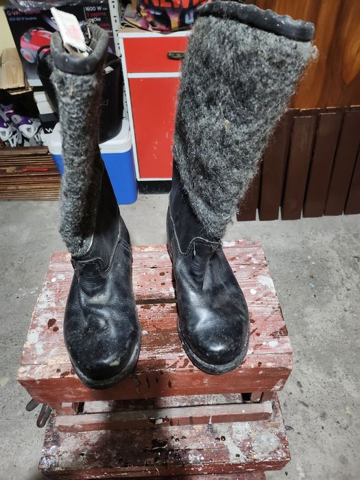 Cizme din piele și postav mărimea 43
