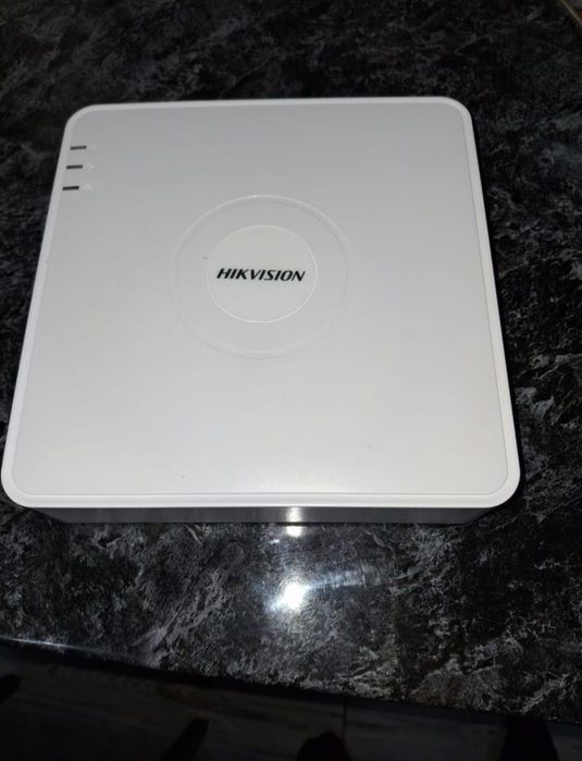 Vând kit de camere hikvision