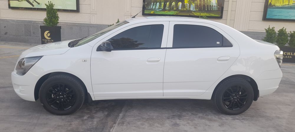 Chevrolet Cobalt 2025 — 3