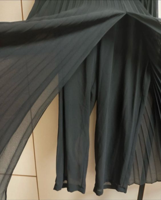 Fusta pantalon plisata
