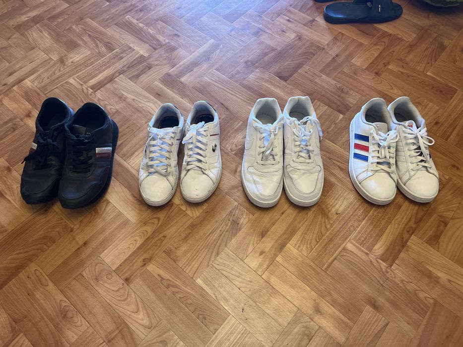 Кроссовки разных размеров и оригинальной фирмы