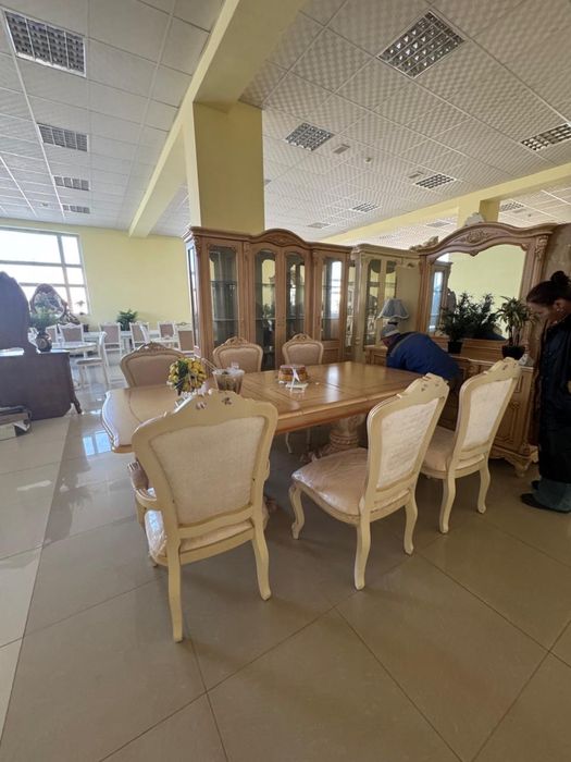 Стулы и Гостиный Стол