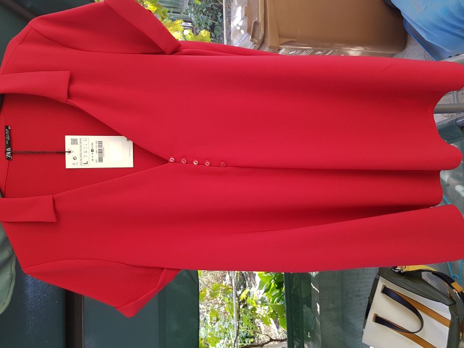 Rochii Zara marime L noi cu eticheta. Lungime 90 cm