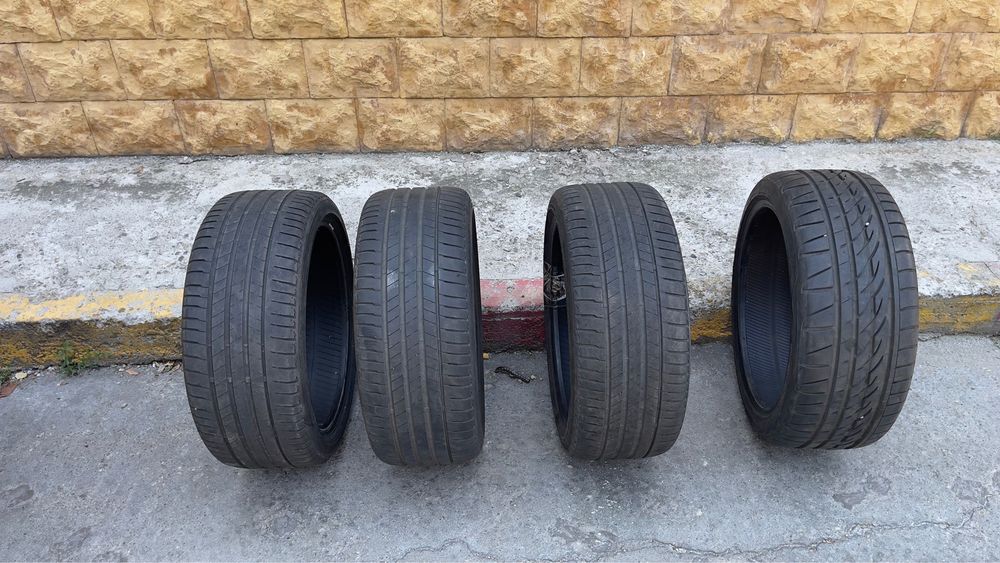 Anvelope de vară 225/40/R18 Bridgestone 300 lei