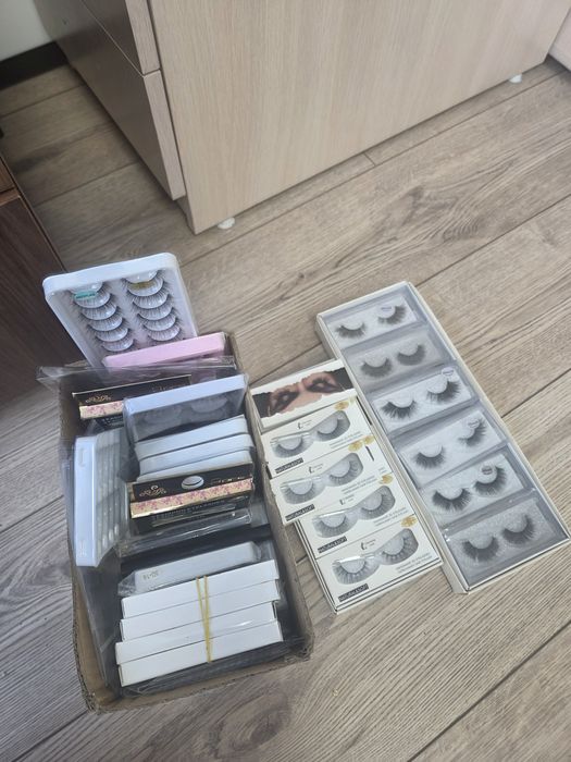 Продам накладные ресницы