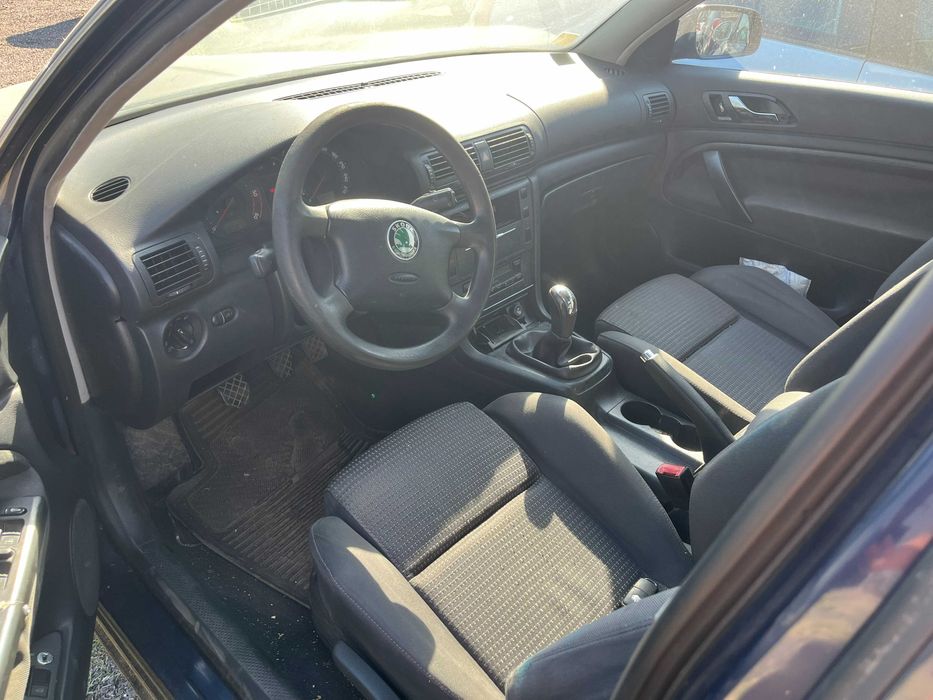Dezmembrez Skoda Superb 1 albastru 1,9 TDI an fabricatie 2004