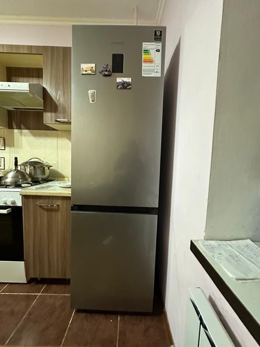 Продается холодильник самсунг