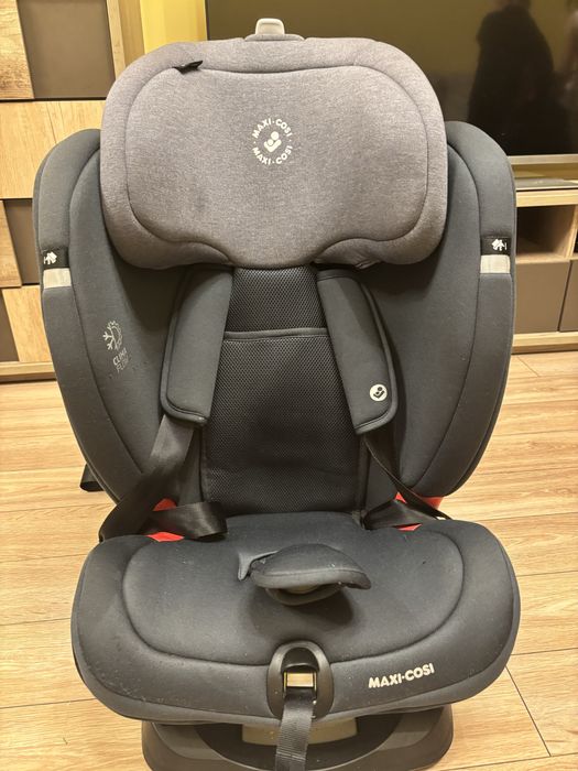 Столче за кола Maxi cosi Titan plus