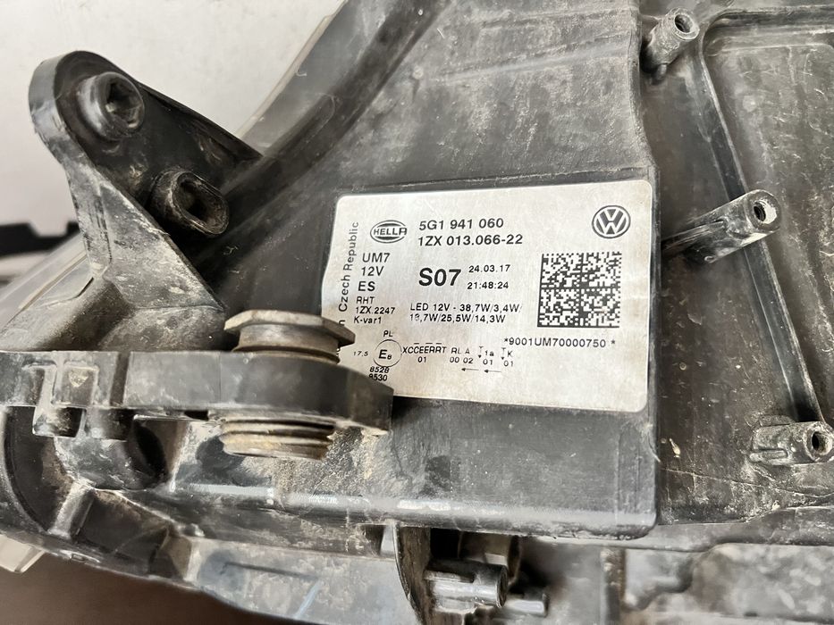 Far dreapta full led Vw Golf 7 Facelift an de la 2017