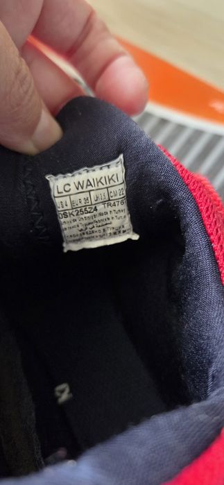 Обувки за момче 35 и 36 номер