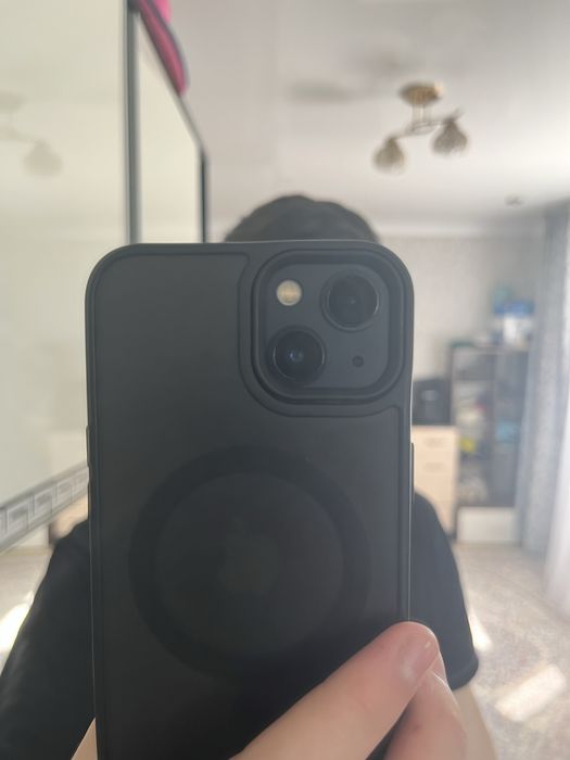 IPhone 13  б/у.