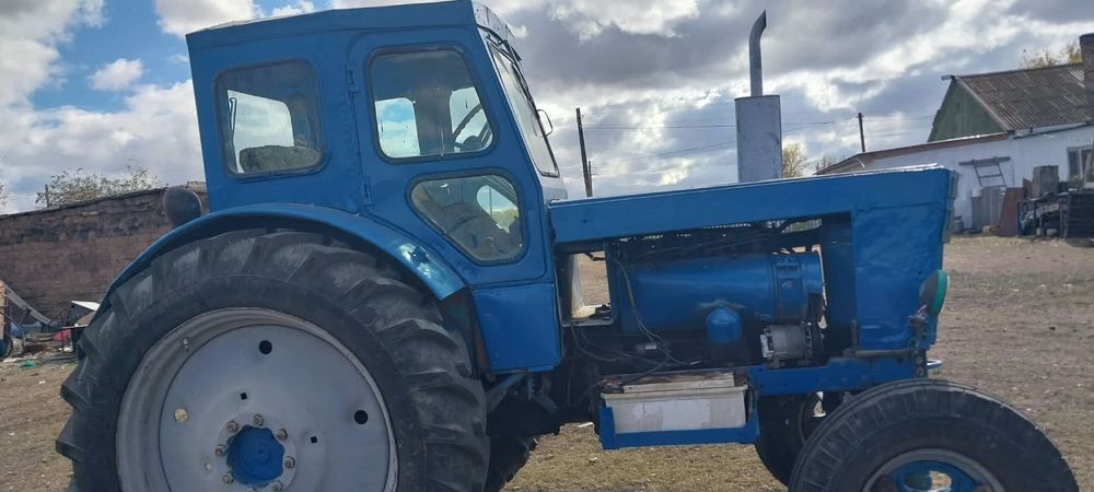 Продам Трактор Т -40