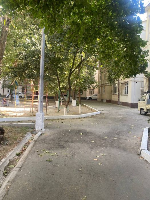 Продаётся квартира , Шота Руставелли 1/2/5