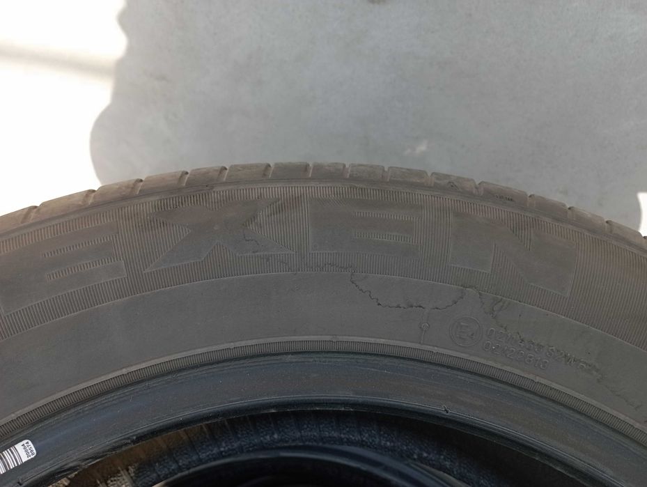 Шины, балоны бу 215/60R17