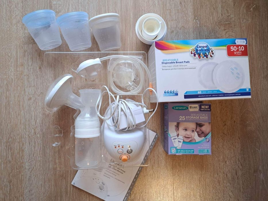 Помпа за кърма с аксесоари и нови пликове за кърма и тампони