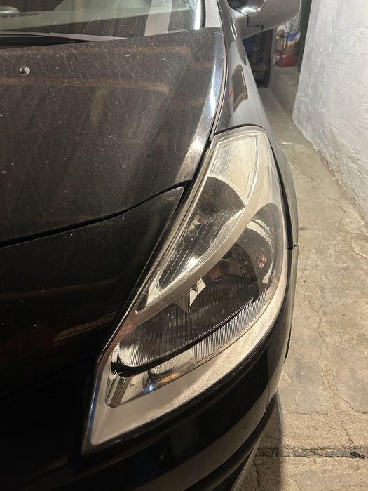 Фарове рено клио 3