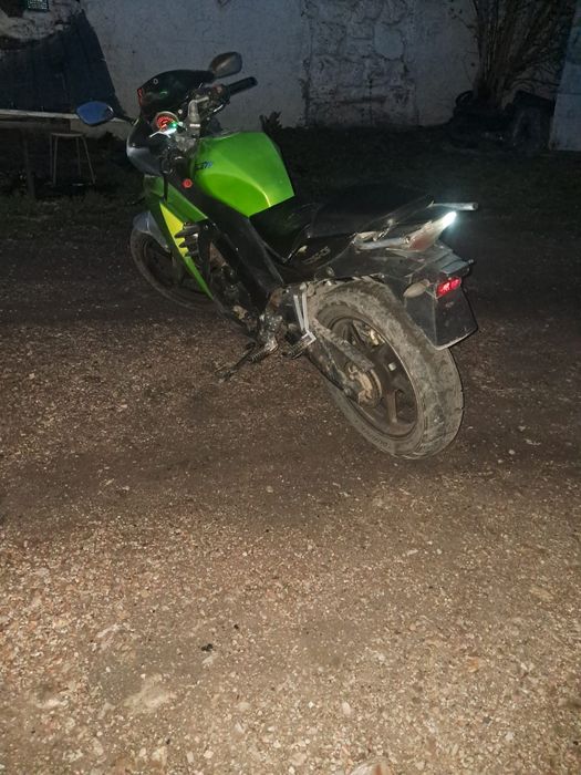 Продам Рейсер скайвей 250
