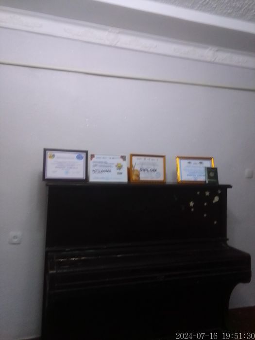 Пианино красный октябрь Ленинград