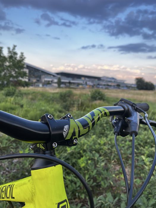 Commencal Meta HT AM