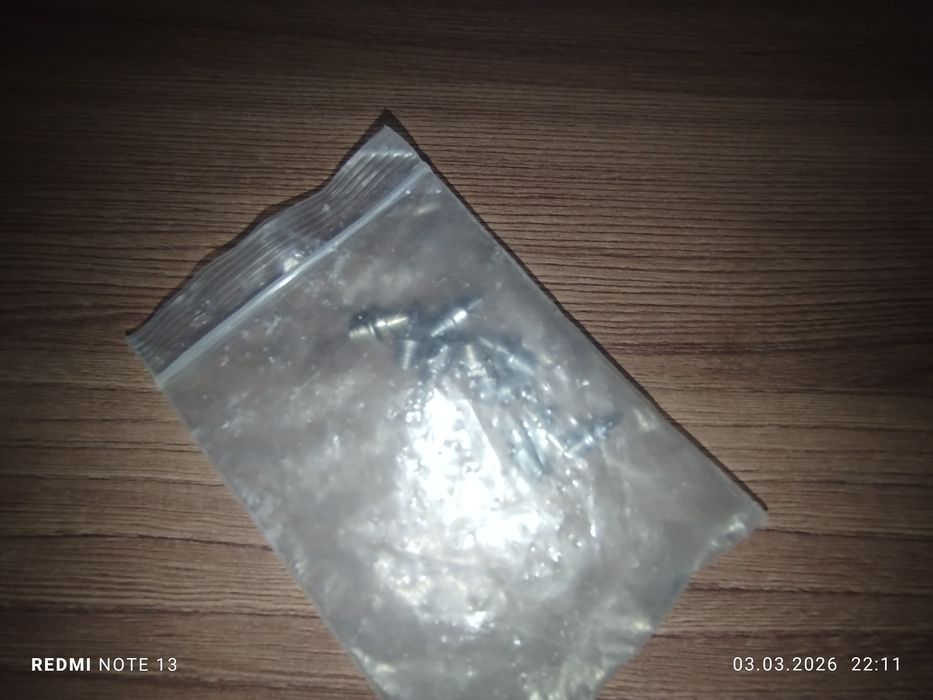 Прадаю шиповки б/у