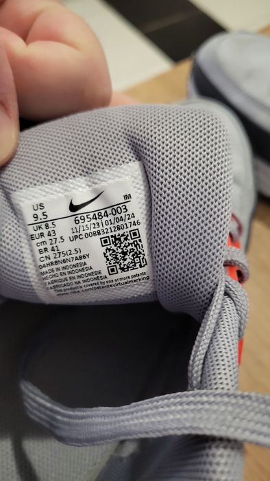 Маратонки  nike air max