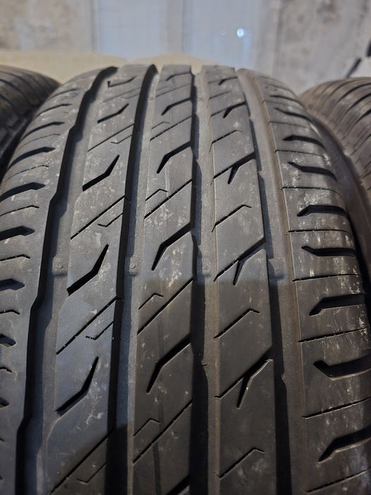 Anvelope 215/60 R16 SEMPERIT de vara 4823