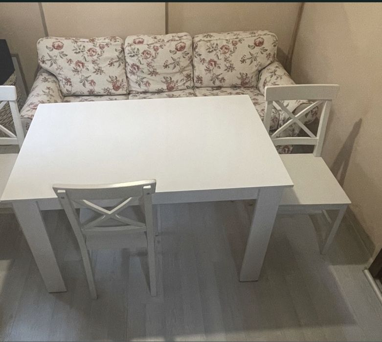 Диван триместен като нов