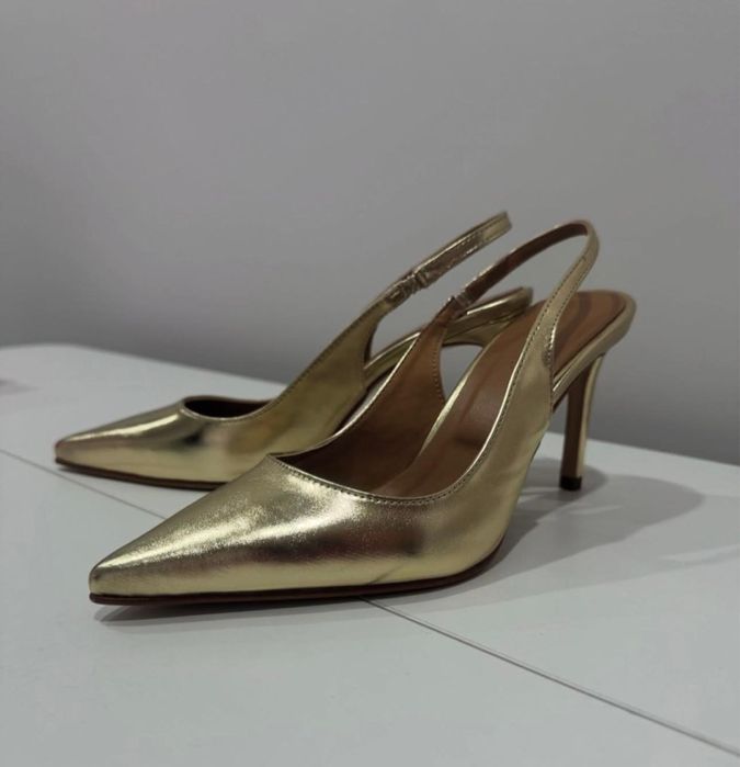 Продам женские туфли