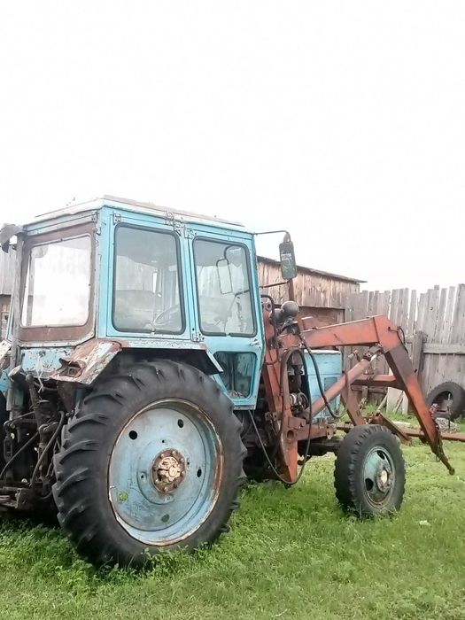 Трактор с косилкой