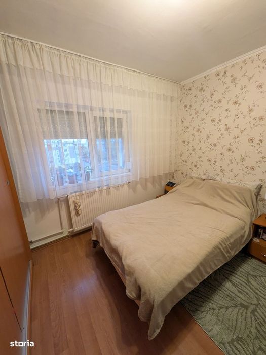Apartament cu 2 camere semidecomandat – Craiovița Nouă, zona Big