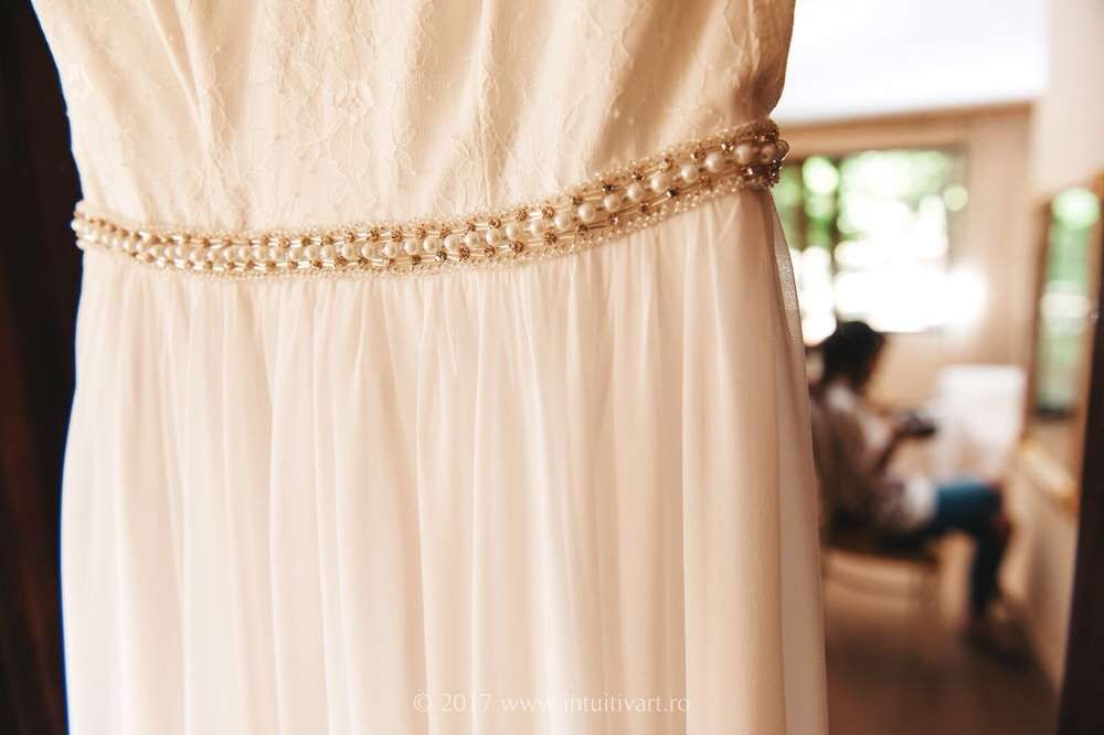 Vand rochie de mireasa + voal lung