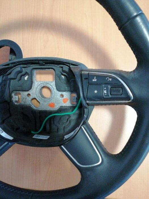 Volan din piele cu comenzi pentru Audi a3 8v Audi a4 b9 Audi a5 a6 4g