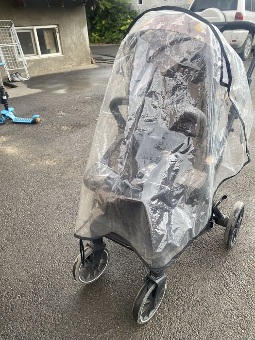 Продам коляску ining baby